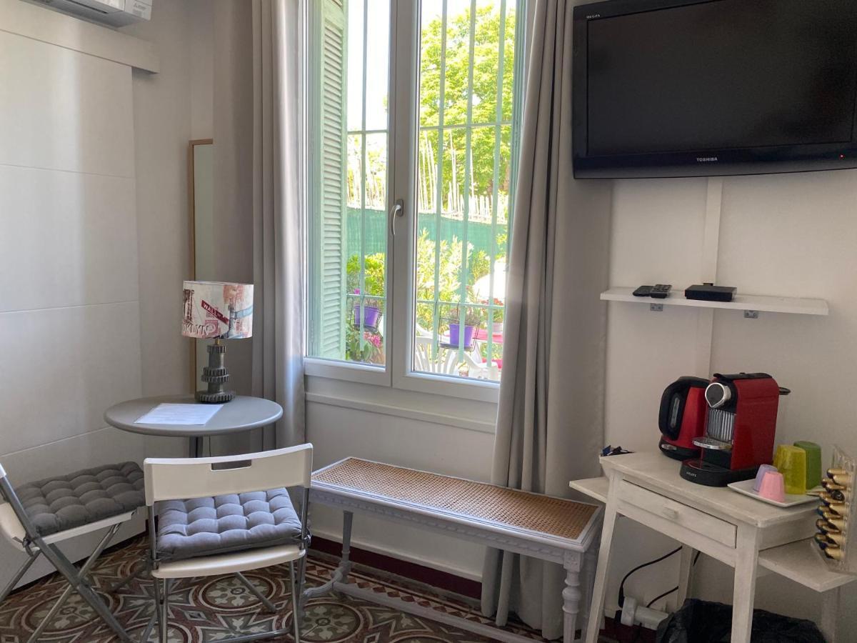Cote Court Panzió L'Isle-sur-la-Sorgue Kültér fotó