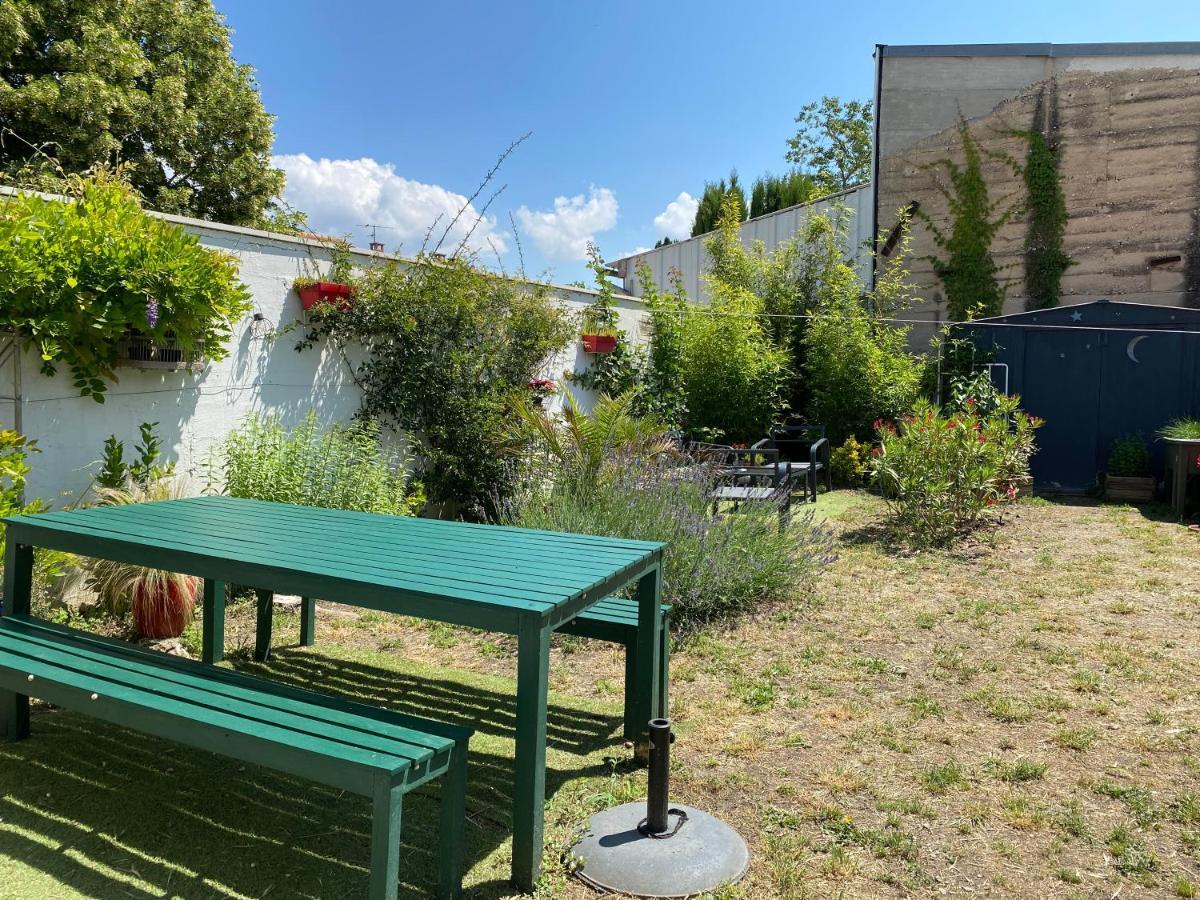 Cote Court Panzió L'Isle-sur-la-Sorgue Kültér fotó